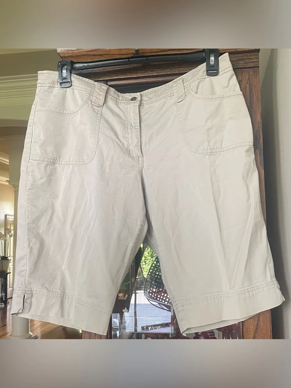 Chico's Light Beige Bermuda Shorts 14 - Picture 1 of 9